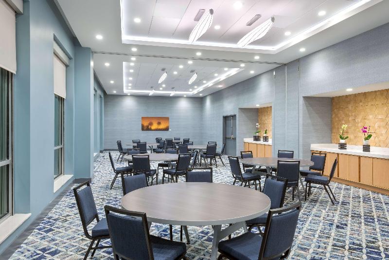 Hyatt House Orlando Airport image