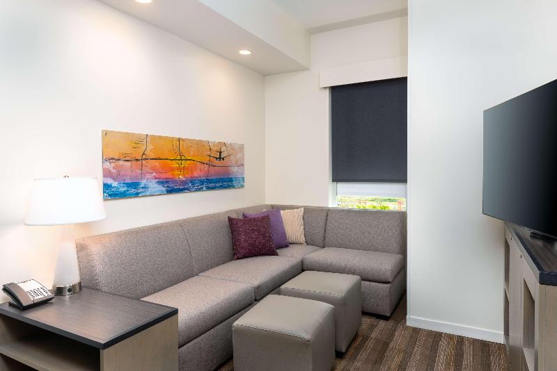 Hyatt House Orlando Airport image