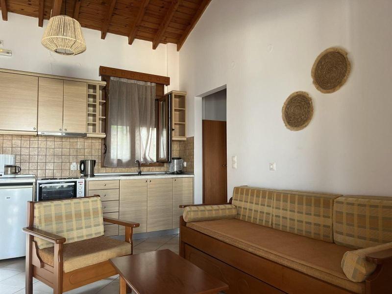 Nereides Seaside Apartments image