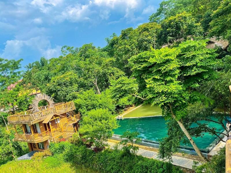 Pu Luong Jungle Lodge image