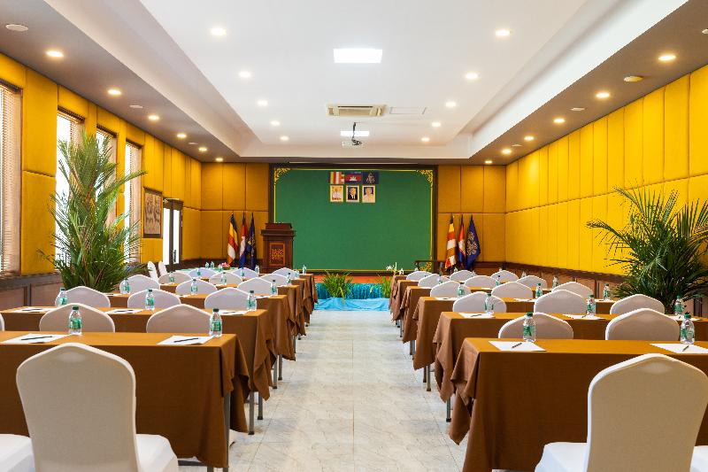 Green Amazon Residence Hotel image