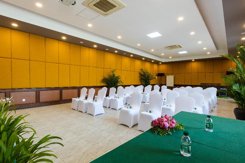 Green Amazon Residence Hotel image