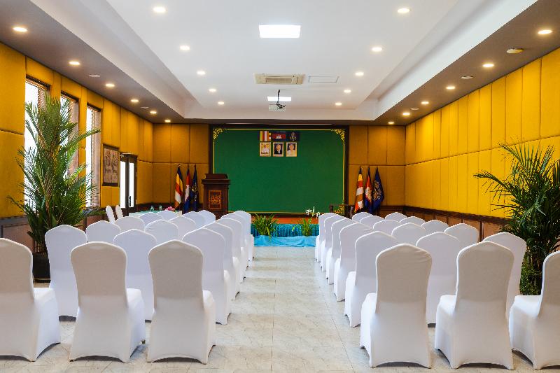 Green Amazon Residence Hotel image