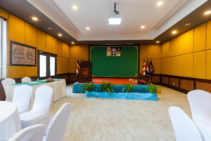 Green Amazon Residence Hotel image