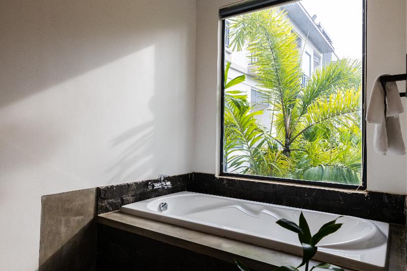 Green Amazon Residence Hotel image