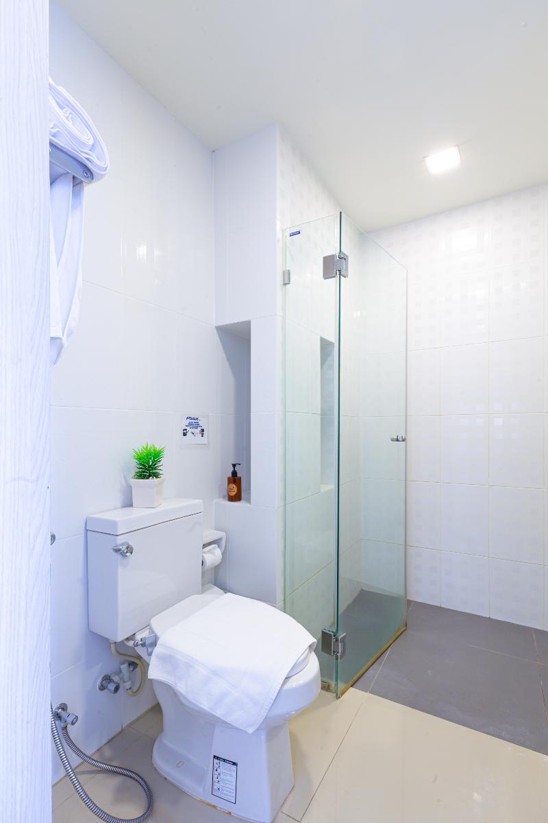Karin Hotel And Serviced Apartment image