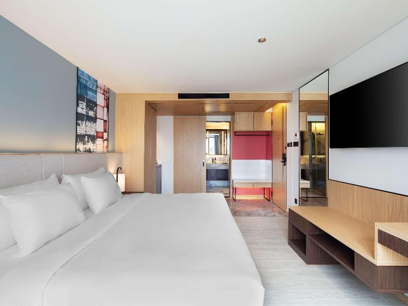 Best Western Click Sathorn 11 Bangkok image