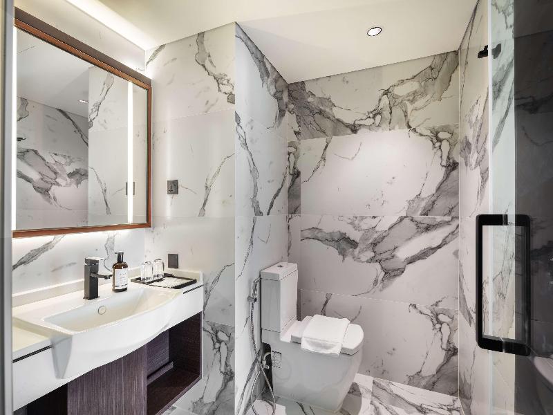 Best Western Click Sathorn 11 Bangkok image
