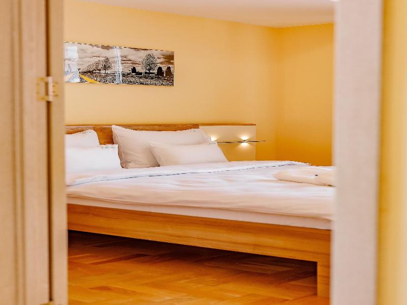 Air Star Hotel image