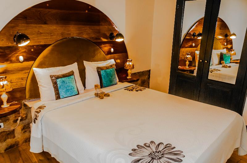 Old Town Quito Suites image