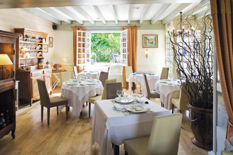 Logis Hotel Le Central image