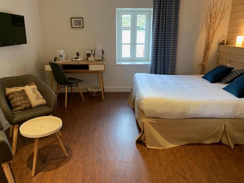 Logis Hotel Le Central image