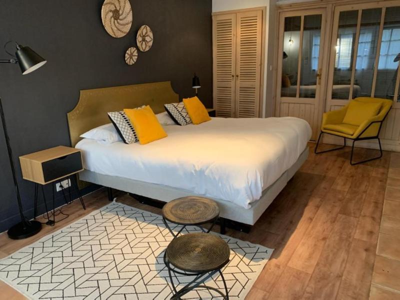 Logis Hotel Le Central image