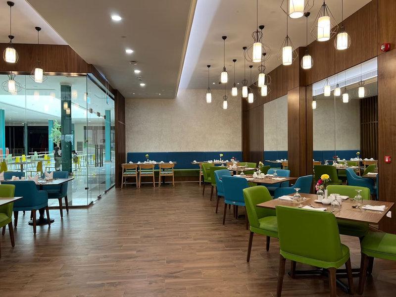 Top Ayla Ibri Hotel And Mall image