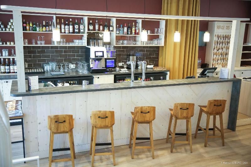 Hotel Le Refuge Des Sources image