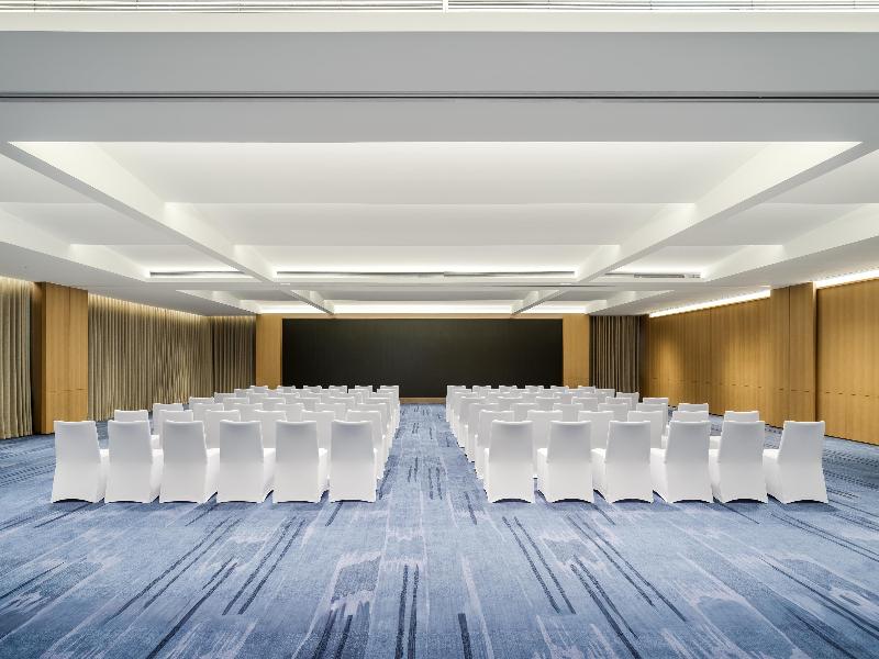 Canton Hotel Guangzhou, Tapestry Collection image