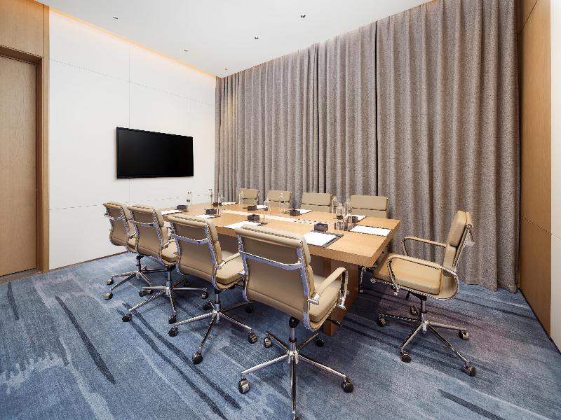 Canton Hotel Guangzhou, Tapestry Collection image