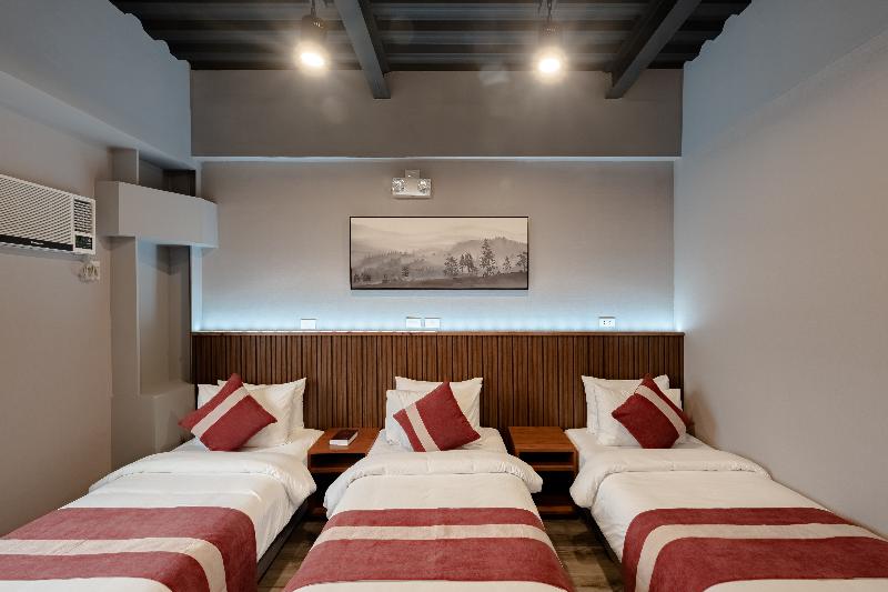 Kekehyu Business Hotel image