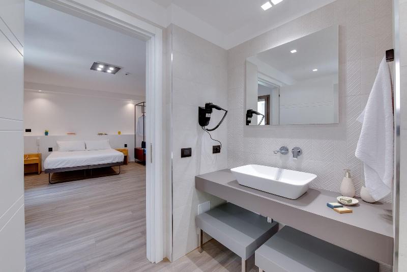 Roccaregina Hotel image