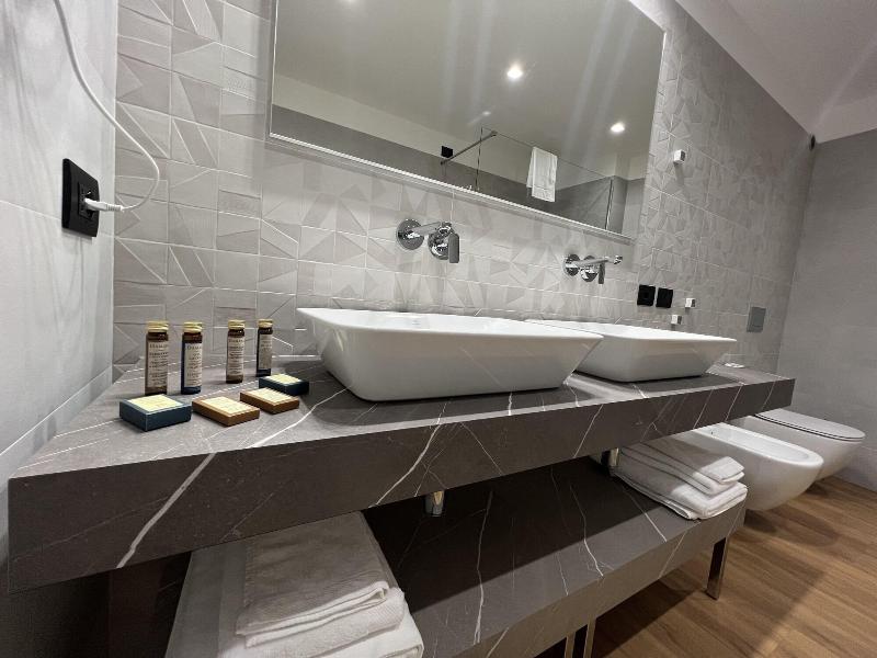 Roccaregina Hotel image