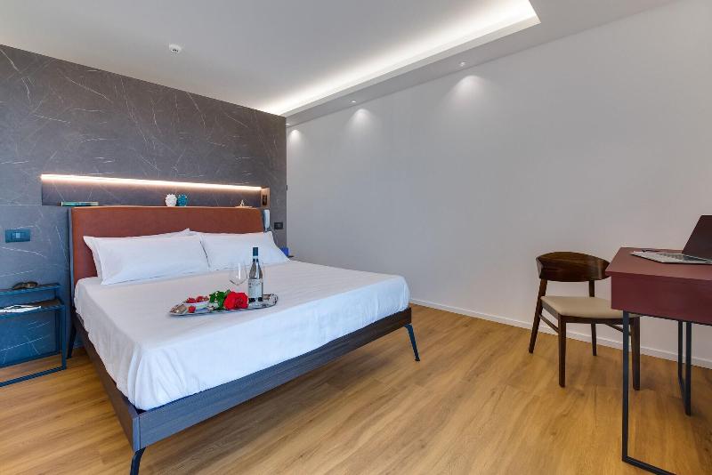 Roccaregina Hotel image