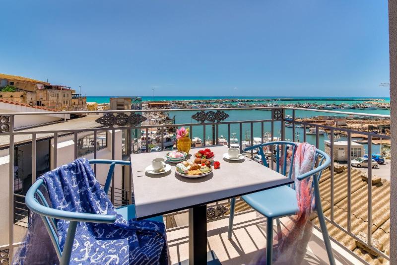 Roccaregina Hotel image