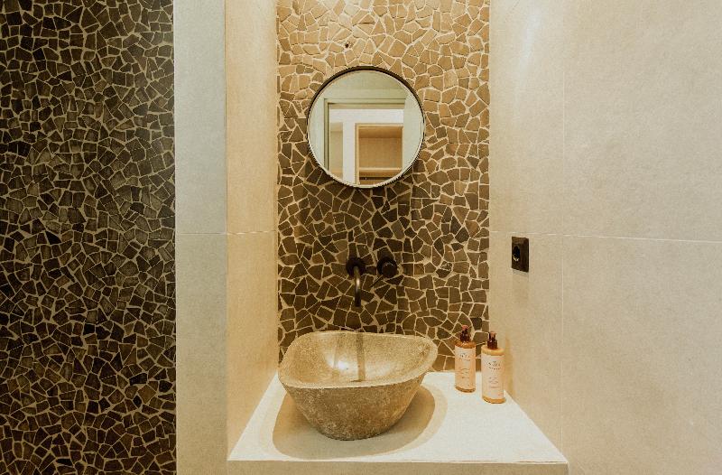 Opal Paros image