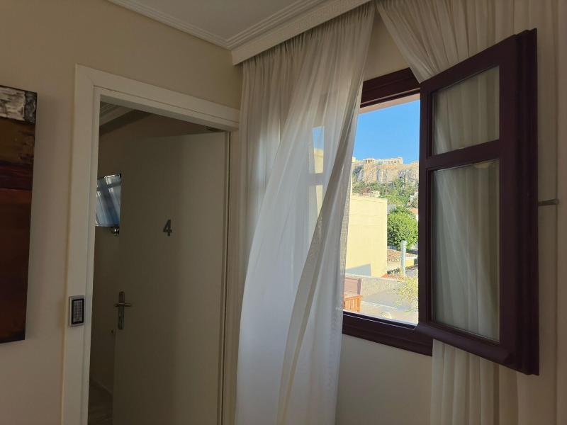 Theasis Athens image