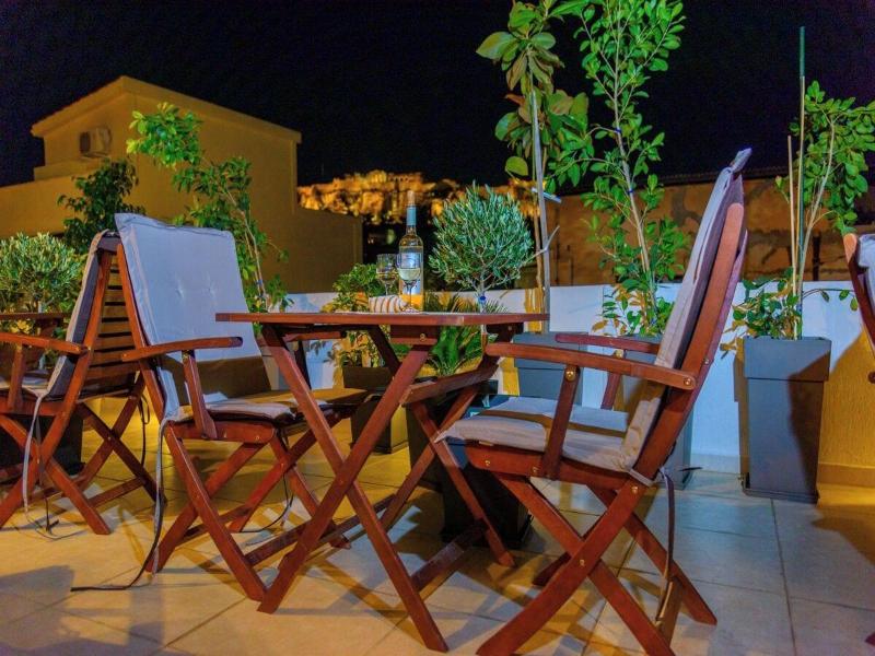 Theasis Athens image