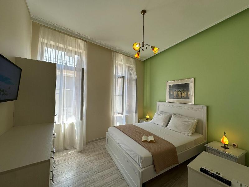 Theasis Athens image