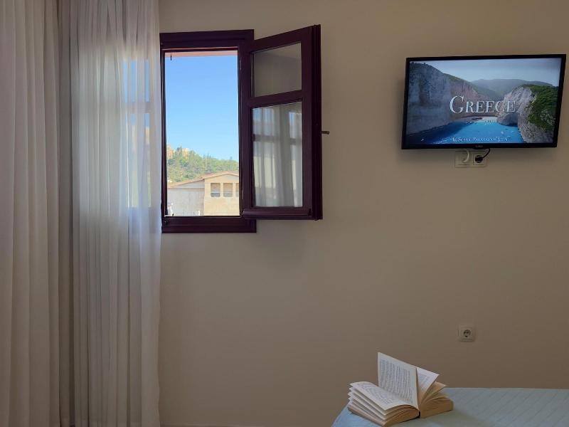 Theasis Athens image