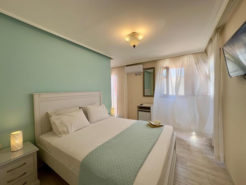 Theasis Athens image