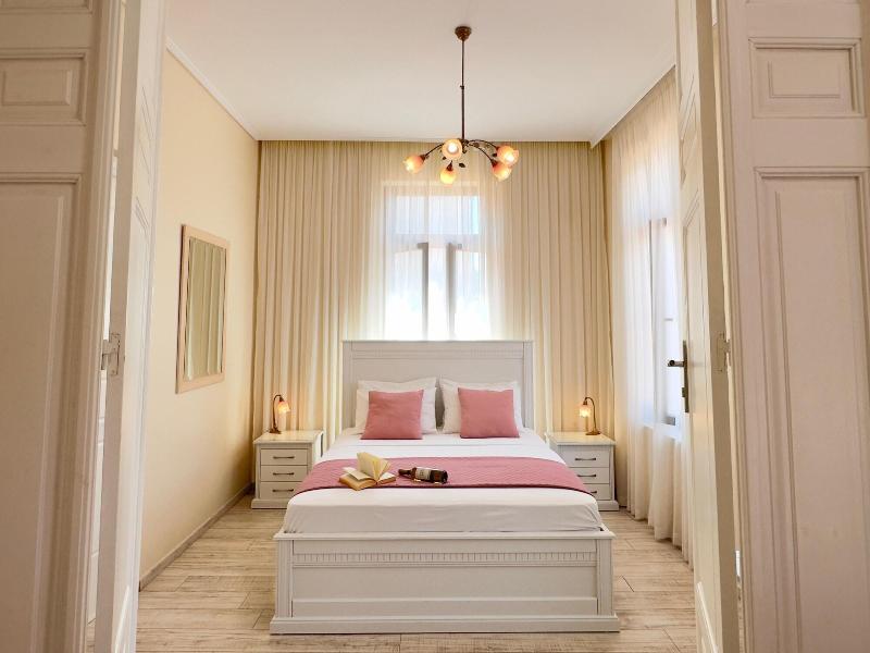 Theasis Athens image