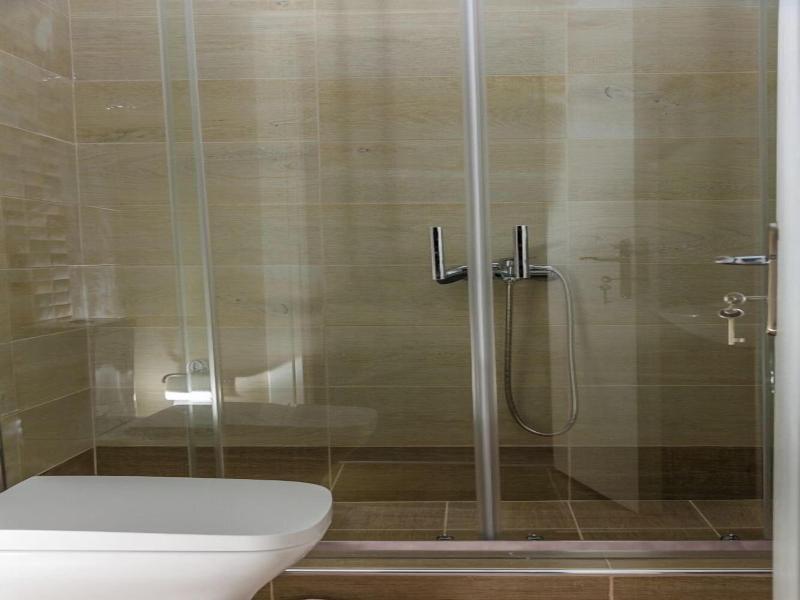 Theasis Athens image