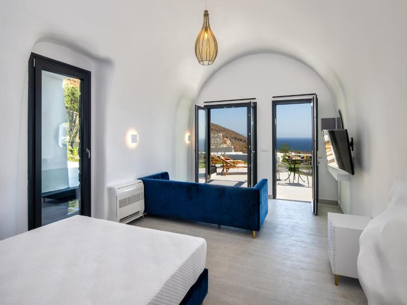 Palm Island Suites image