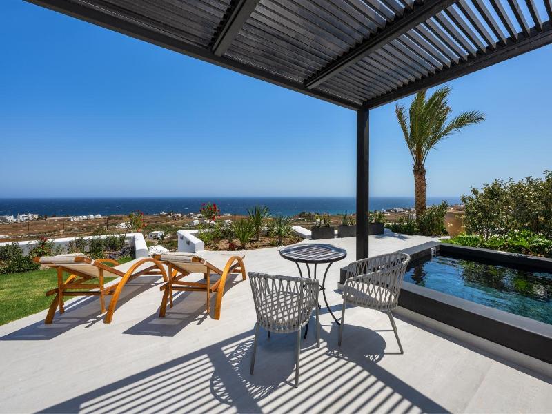 Palm Island Suites image