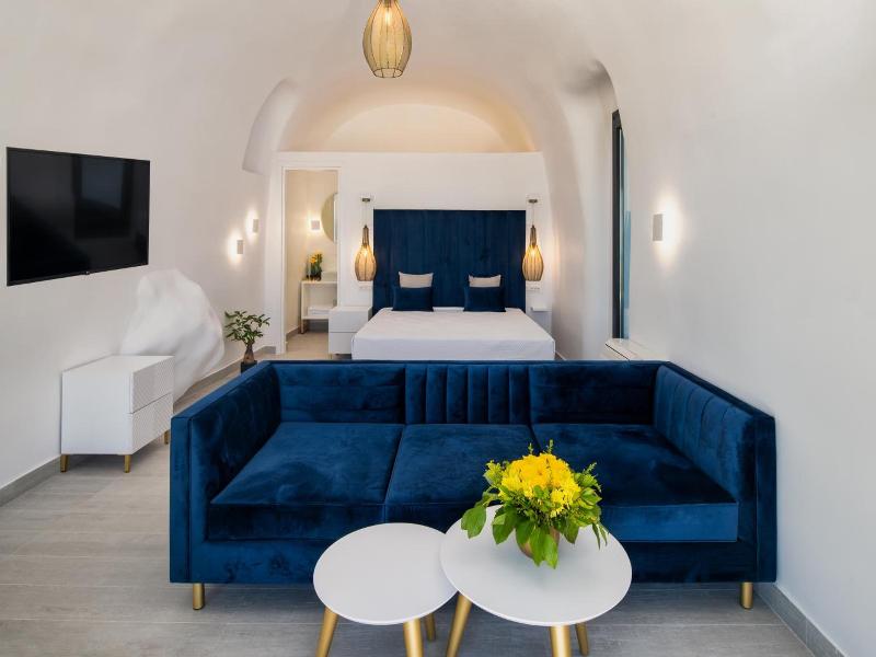 Palm Island Suites image