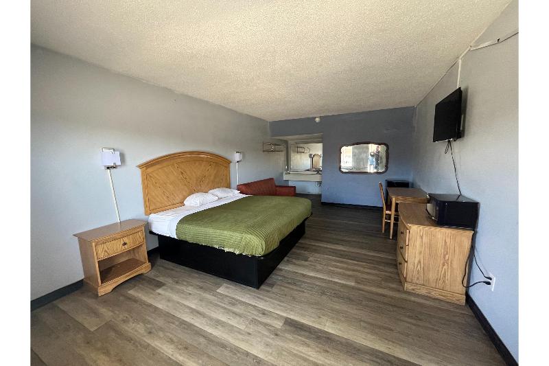Washington Motel by OYO image