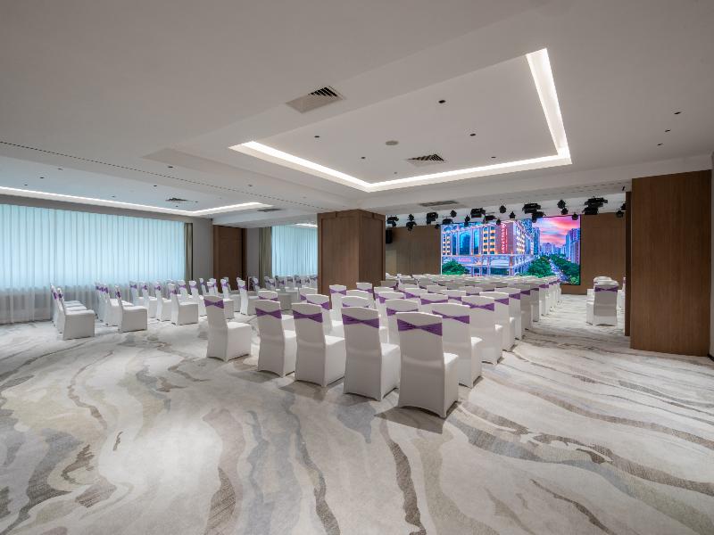 Landmark International Hotel image
