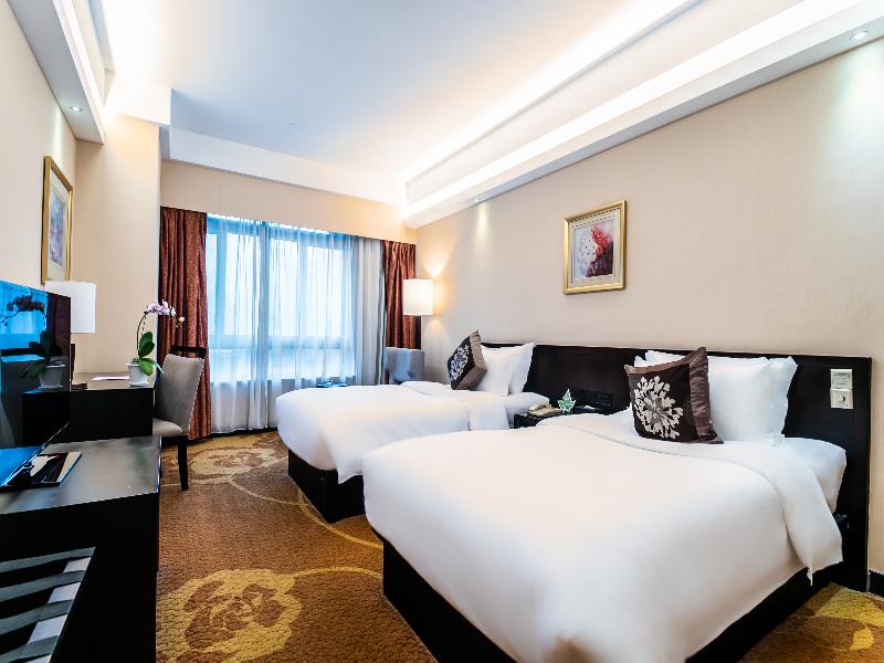 Landmark International Hotel image