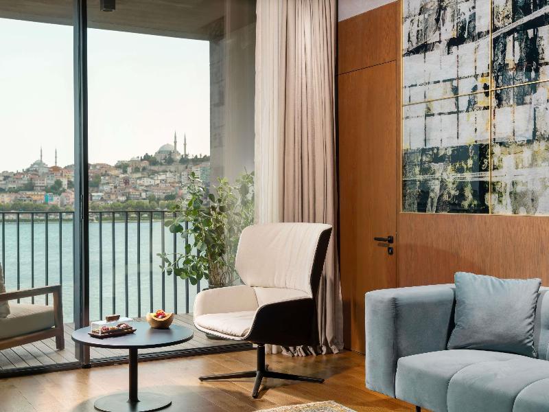 Rixos Tersane Istanbul + Nickelodeon Play Access image