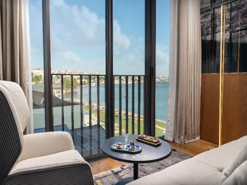 Rixos Tersane Istanbul + Nickelodeon Play Access image