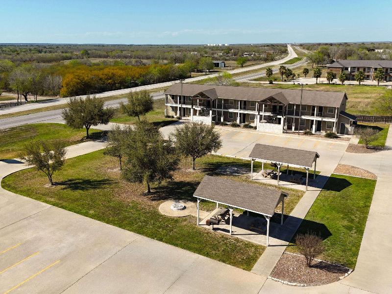 Eagles Den Three Rivers Texas A Travelodge image