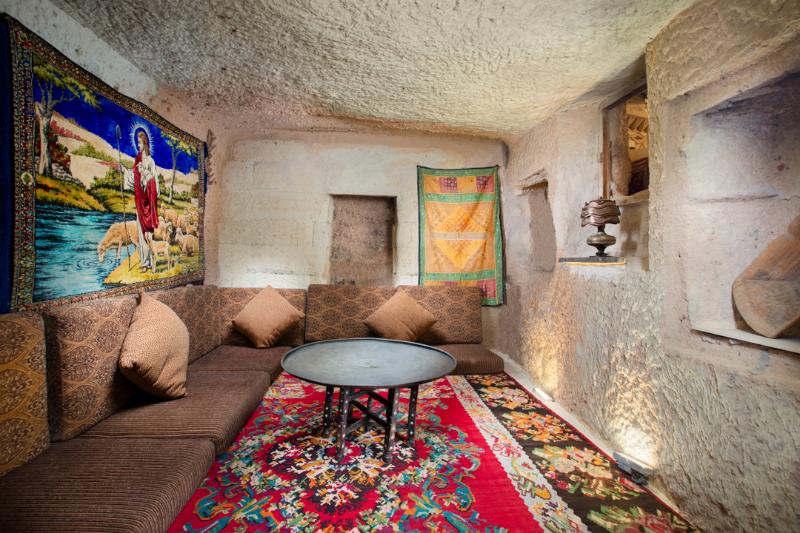 Cappadocia Fairy Chimneys Selfie Cave Hotel
