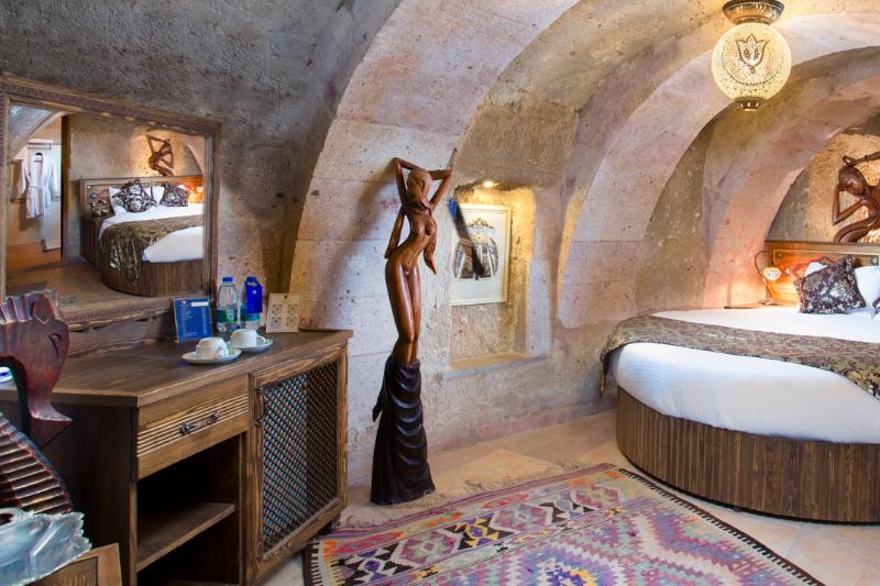 Cappadocia Fairy Chimneys Selfie Cave Hotel