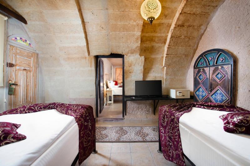Cappadocia Fairy Chimneys Selfie Cave Hotel