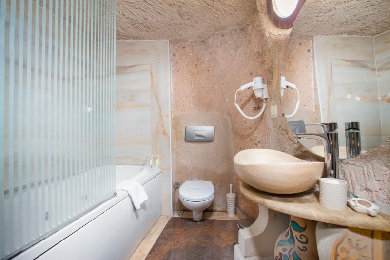 Cappadocia Fairy Chimneys Selfie Cave Hotel