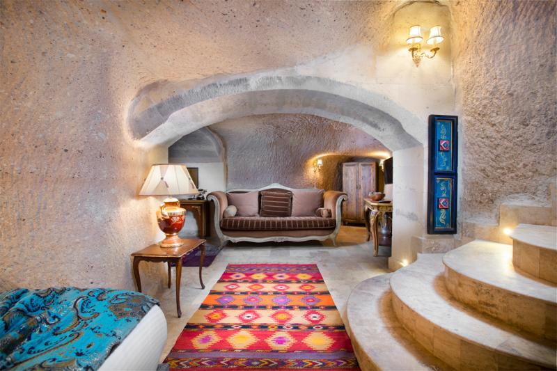 Cappadocia Fairy Chimneys Selfie Cave Hotel