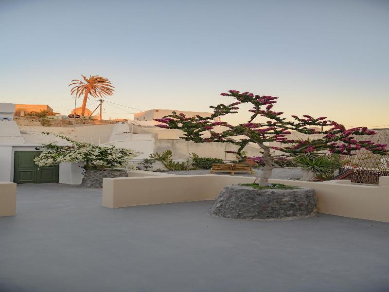 Elements Suites image