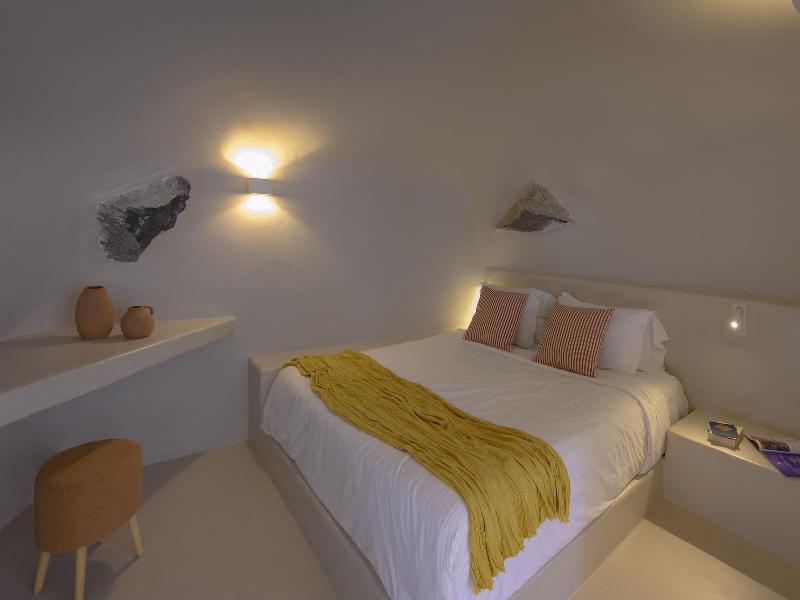 Elements Suites image